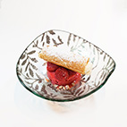 多田女峰いちごのソルベ リコッタカンノーロ添え