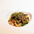 ハンガリー産鴨もも肉とサマーポルチーニ茸　タリオリーニ