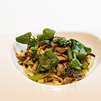 鶉とジロール茸のタリオリーニ　トリュフの香り