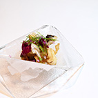 名残り鱧と松茸のフリット　フルーツトマトのガスパチョと